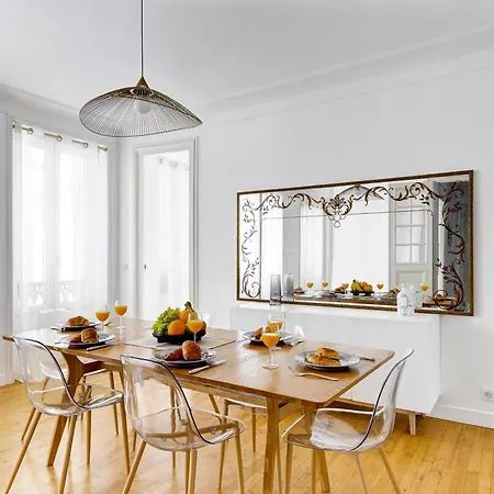 Apartment Champs-elysees & La Defense - 3br - Vacation