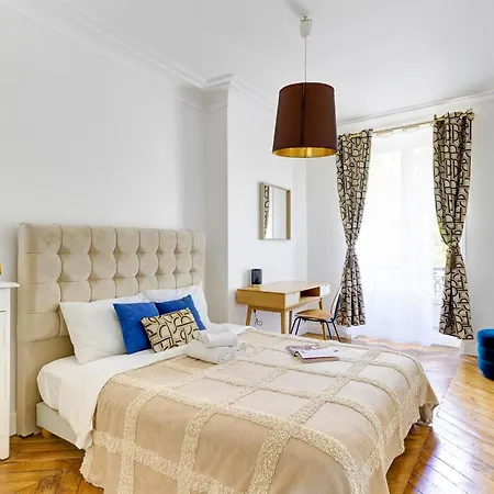 Apartment Champs-elysees & La Defense - 3br - Vacation *