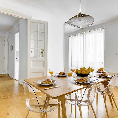 Apartman Champs-elysees & La Defense - 3br - Vacation Párizs